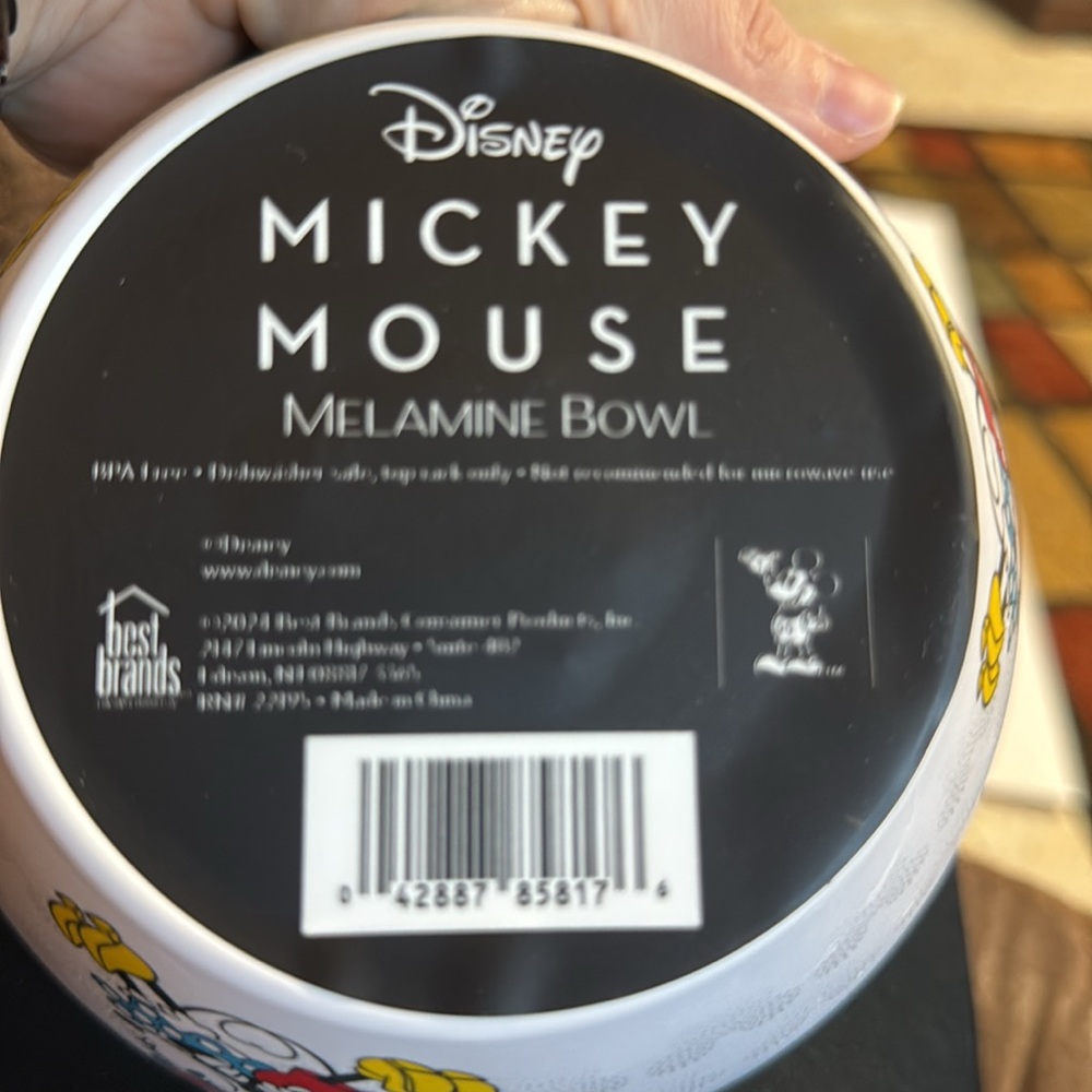 Disney Mickey Mouse Kitchen Set, 4 bowls, 24 Reusable Ice Cubes NEW - Picture 5 of 5